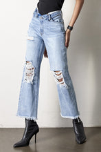 Load image into Gallery viewer, FLIP STRAIGHT JEANS