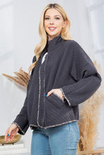 Load image into Gallery viewer, Quilinn Jacket with Pockets