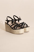 Load image into Gallery viewer, Webster Platform Heels