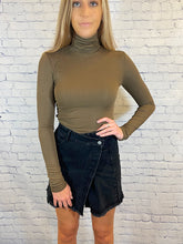 Load image into Gallery viewer, Long Story Short Skirt