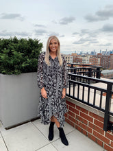 Load image into Gallery viewer, Brighton Midi Dress