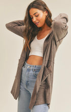 Load image into Gallery viewer, Easy Street Duster