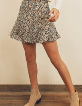 Load image into Gallery viewer, Talk of The Town Floral