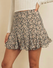 Load image into Gallery viewer, Talk of The Town Floral