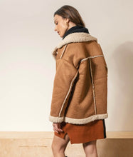 Load image into Gallery viewer, Maddox Sherling Coat