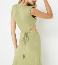 Load image into Gallery viewer, Suri Cut Out Dress