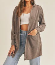 Load image into Gallery viewer, Easy Street Duster