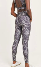 Load image into Gallery viewer, Stormi Leggings