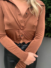 Load image into Gallery viewer, Sabine Button Down