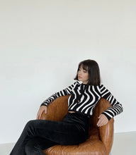 Load image into Gallery viewer, Jessa Cardigan