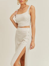 Load image into Gallery viewer, Leighton Linen Crop Top
