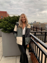 Load image into Gallery viewer, On The Move Jacket