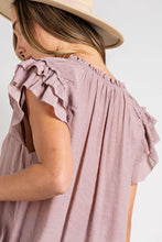 Load image into Gallery viewer, TIERED RUFFLE SLEEVE SHORT SLEEVE BLOUSE
