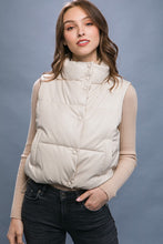 Load image into Gallery viewer, On The Valley Puff Vest
