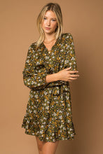 Load image into Gallery viewer, Long Puff Shirring Sleeve Ditsy Print Dress
