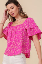 Load image into Gallery viewer, SMOCKED SQUARE NECK FLORAL BLOUSE WITH OPEN BACK
