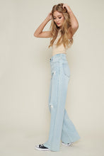 Load image into Gallery viewer, Avril Distressed Wide Leg Jeans
