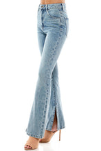 Load image into Gallery viewer, Nash Flared Jeans
