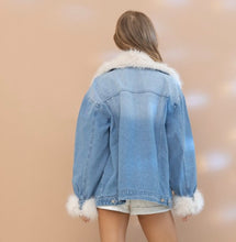 Load image into Gallery viewer, Everly Denim Jacket
