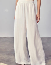 Load image into Gallery viewer, Alexandra Wide Leg Pants
