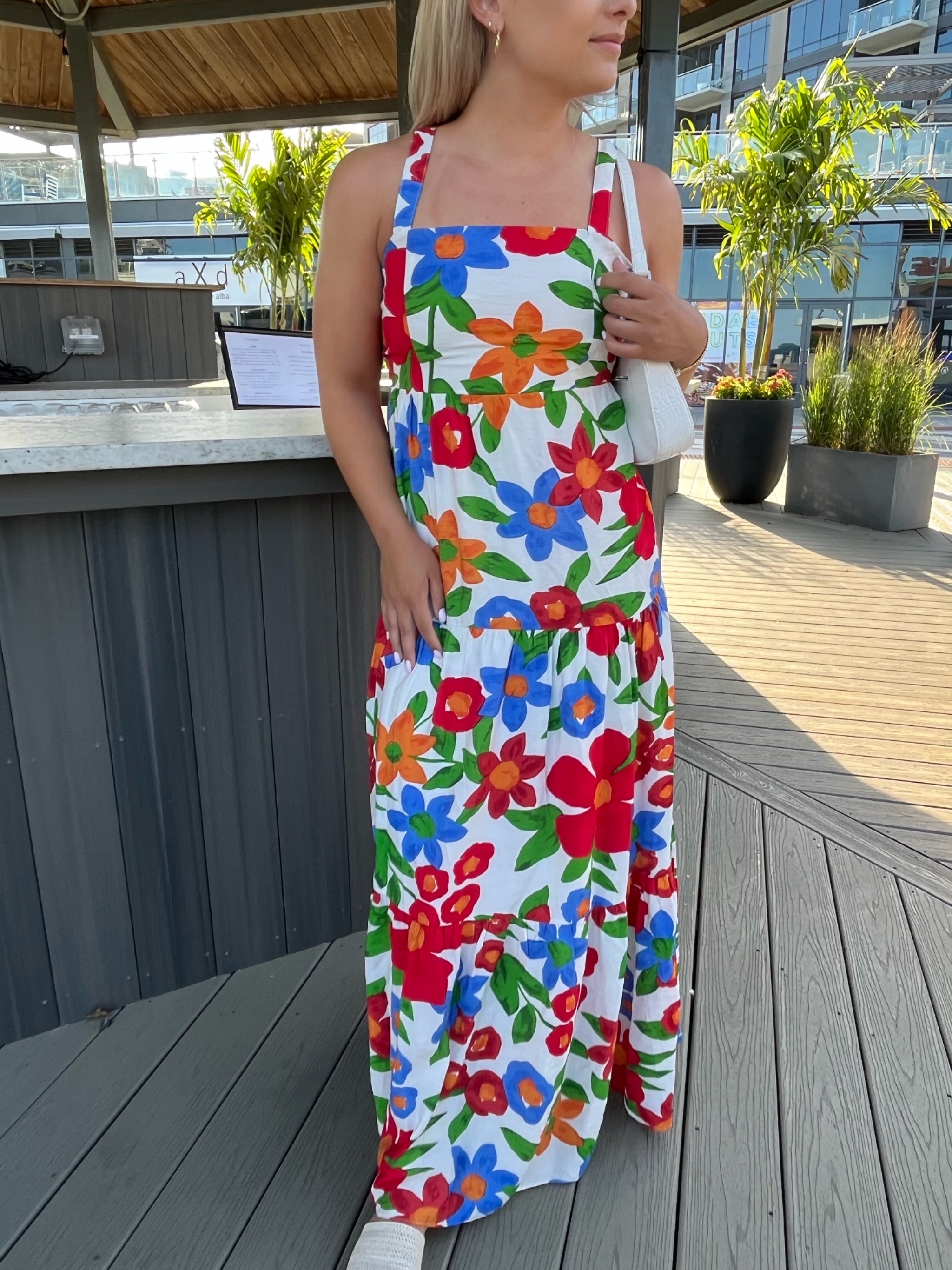 sawyer maxi dress Sawyer Sleeveless Buttoned Maxi Dress  Elegant 40+ Style